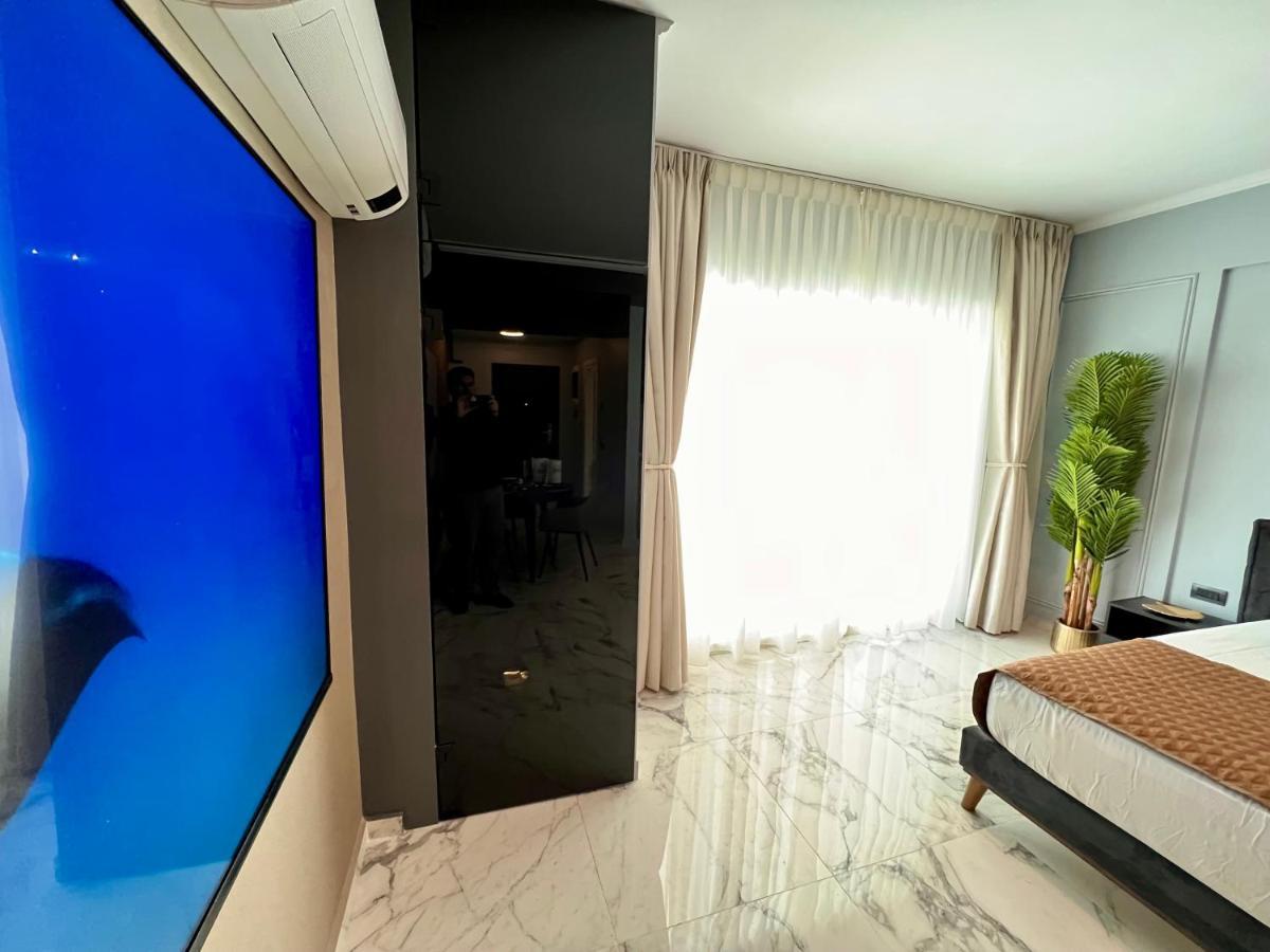 Blue Luxury Studio Mamaia Exterior foto