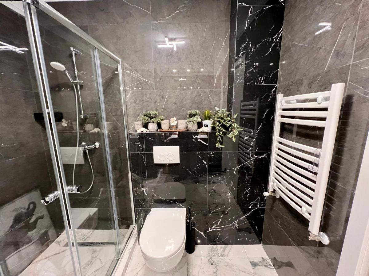Blue Luxury Studio Mamaia Exterior foto